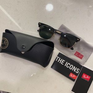 Ray-Ban Clubmaster Classic Sunglasses